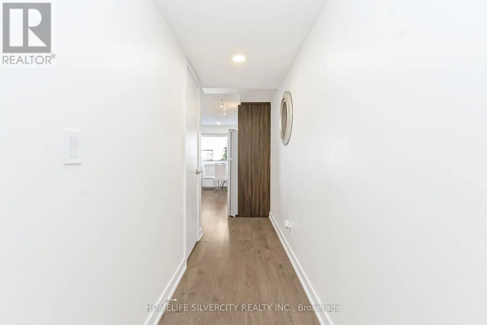 508 - 1127 COOKE BOULEVARD