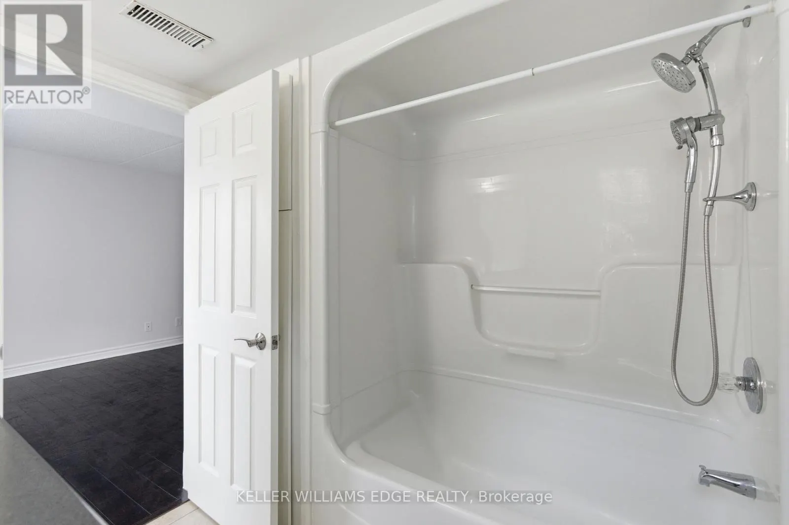 201 - 4013 KILMER DRIVE