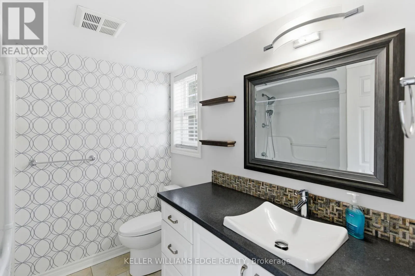 201 - 4013 KILMER DRIVE