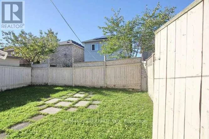 88 RIDGEMORE CRESCENT