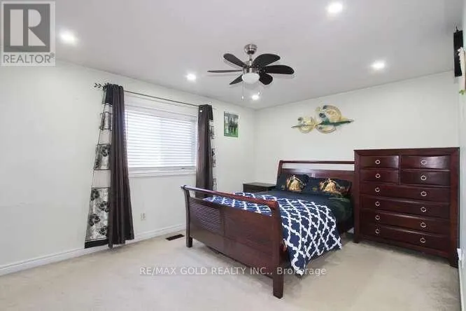 88 RIDGEMORE CRESCENT