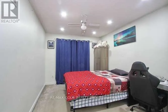 88 RIDGEMORE CRESCENT