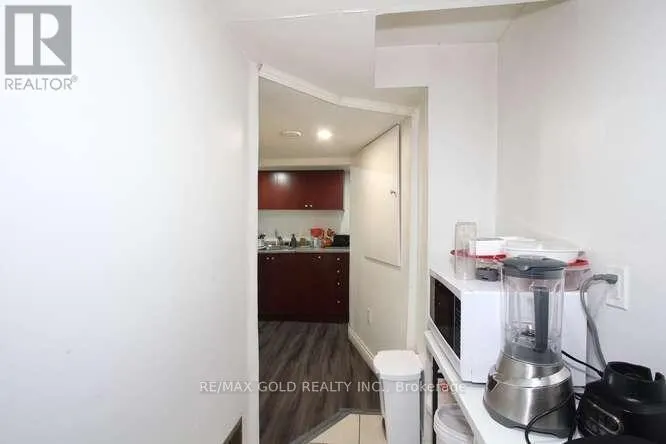 88 RIDGEMORE CRESCENT