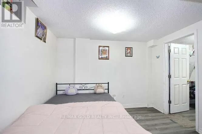 88 RIDGEMORE CRESCENT