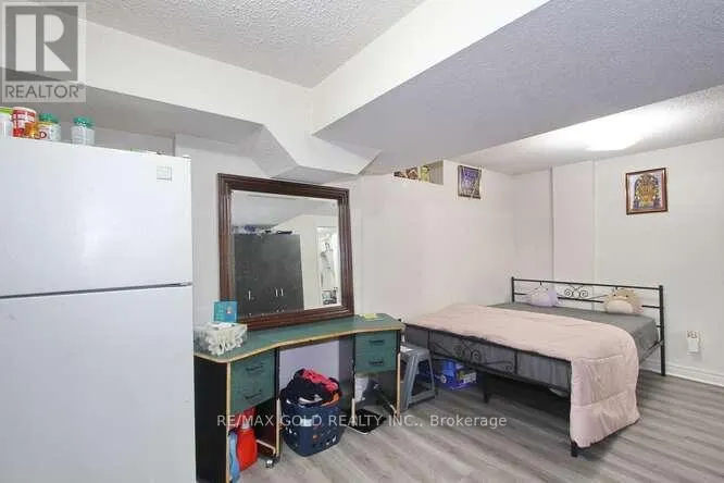 88 RIDGEMORE CRESCENT