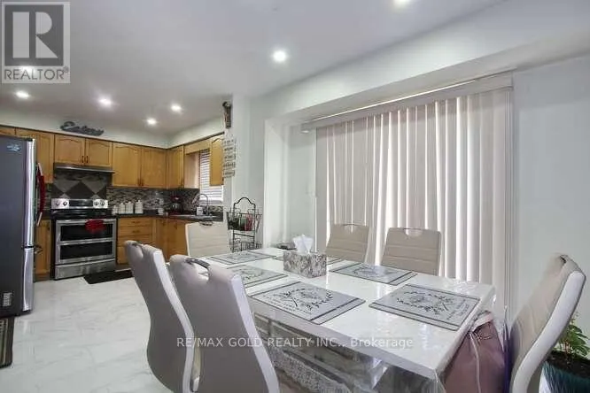 88 RIDGEMORE CRESCENT