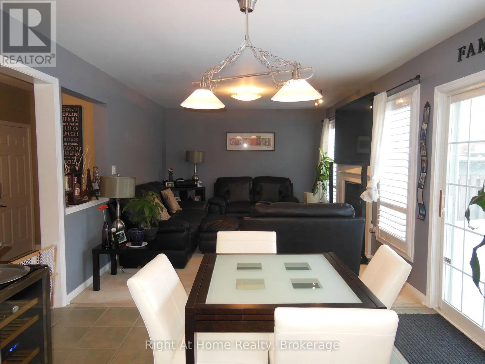 411 CEDAR HEDGE ROAD