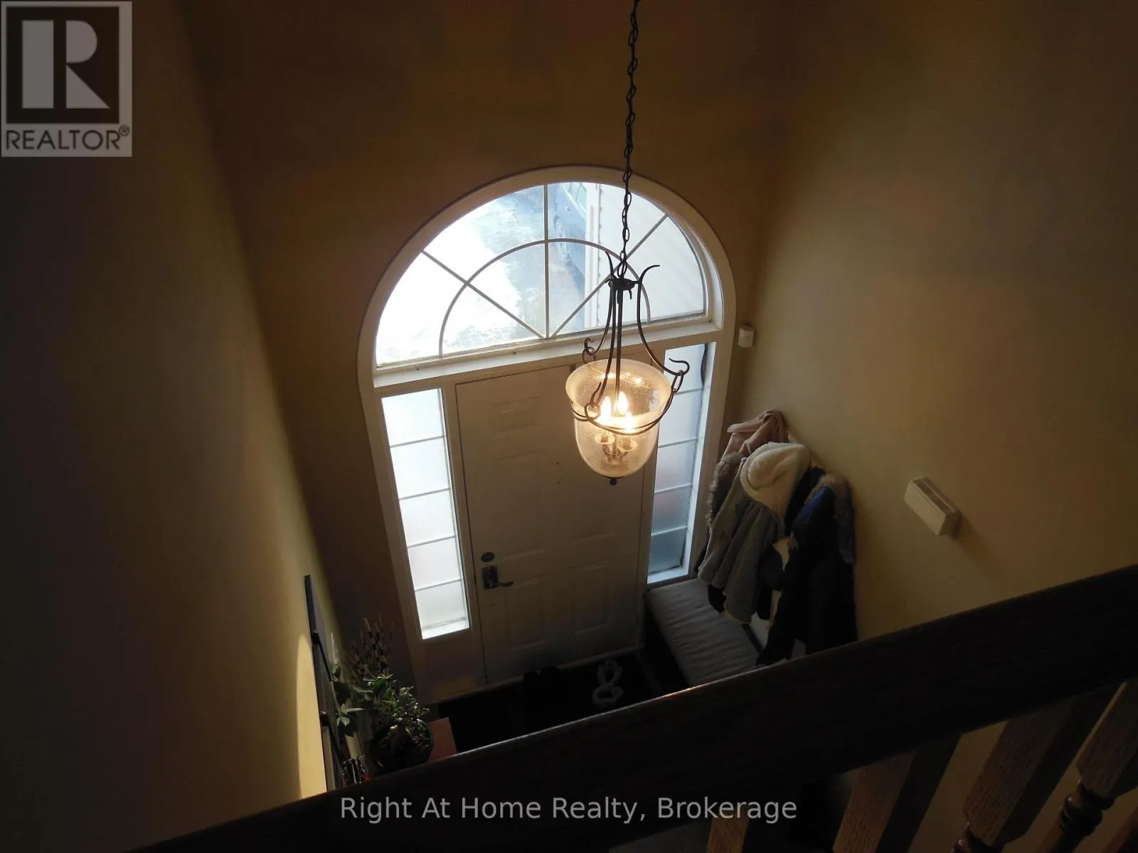 411 CEDAR HEDGE ROAD