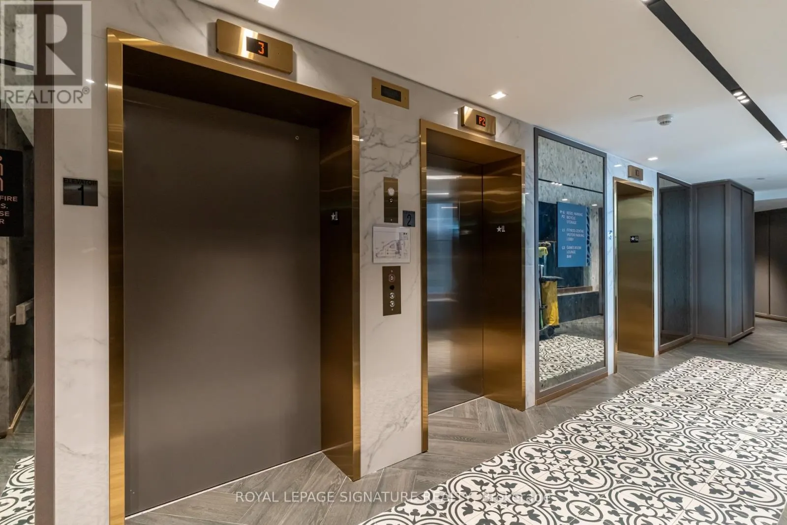 631 - 395 DUNDAS STREET W