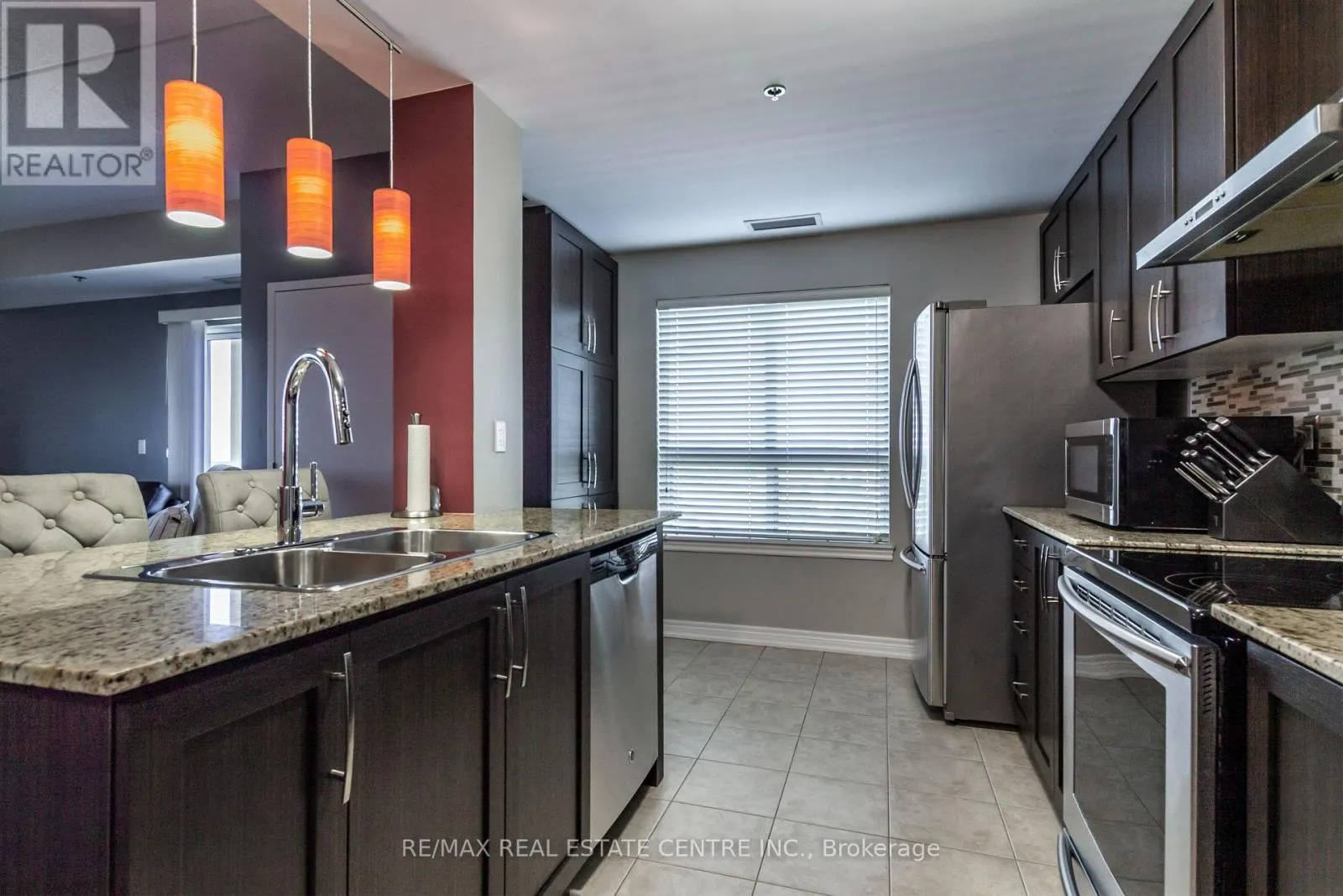 404 - 1421 COSTIGAN ROAD