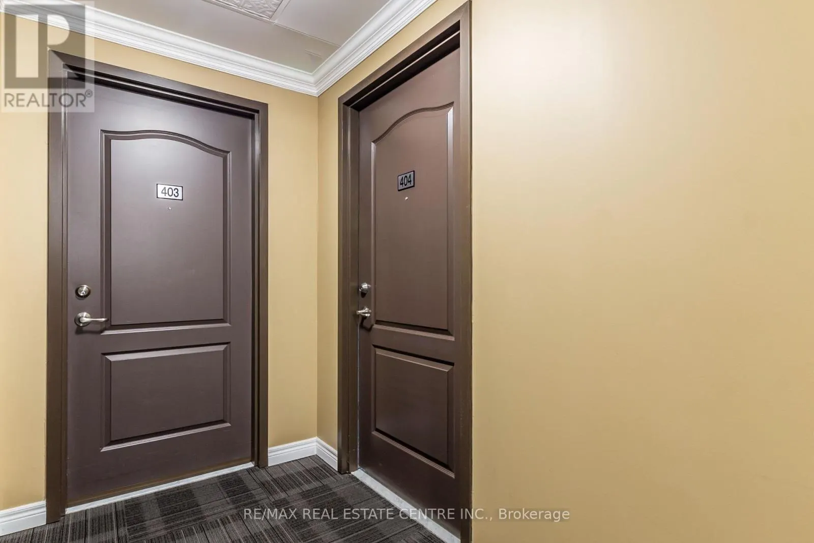 404 - 1421 COSTIGAN ROAD