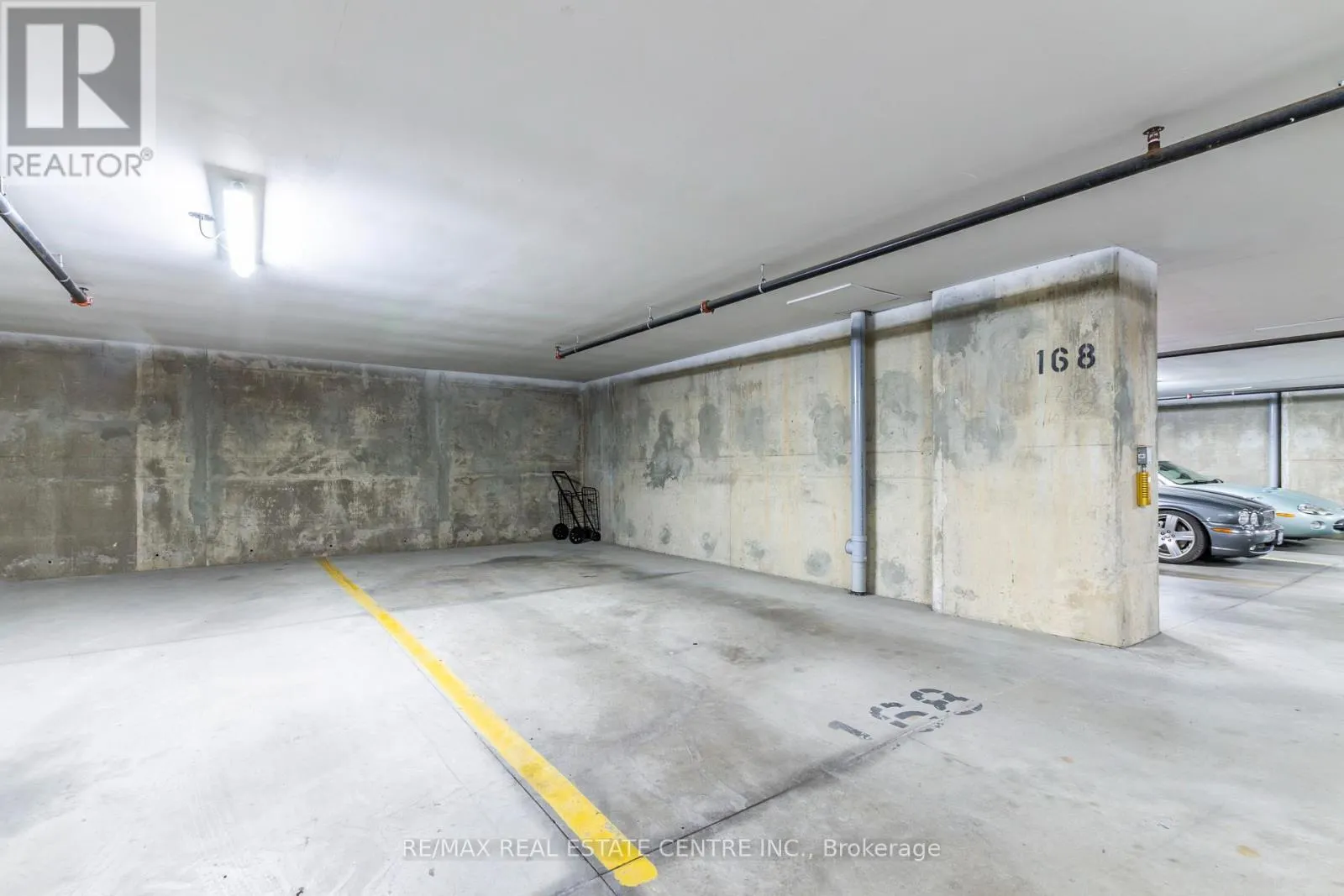 404 - 1421 COSTIGAN ROAD