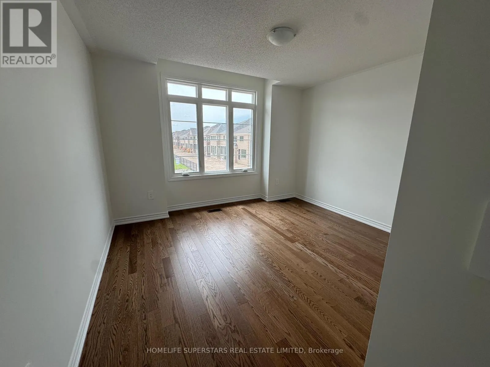 1583 SAVOLINE BOULEVARD