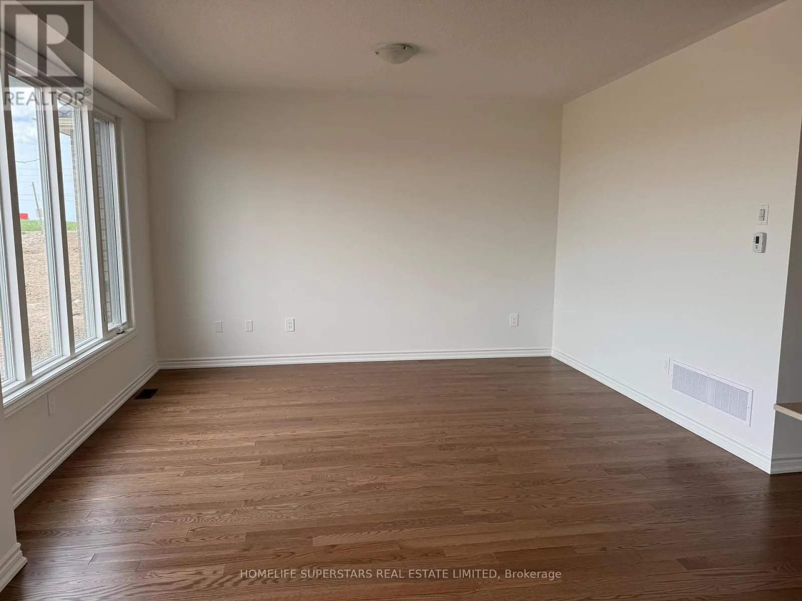 1583 SAVOLINE BOULEVARD