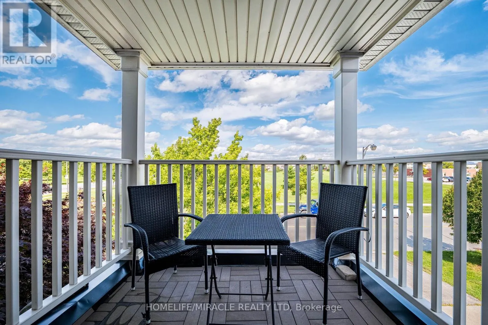 851 BENNETT BOULEVARD