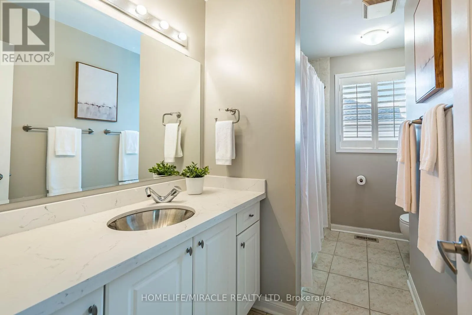 851 BENNETT BOULEVARD