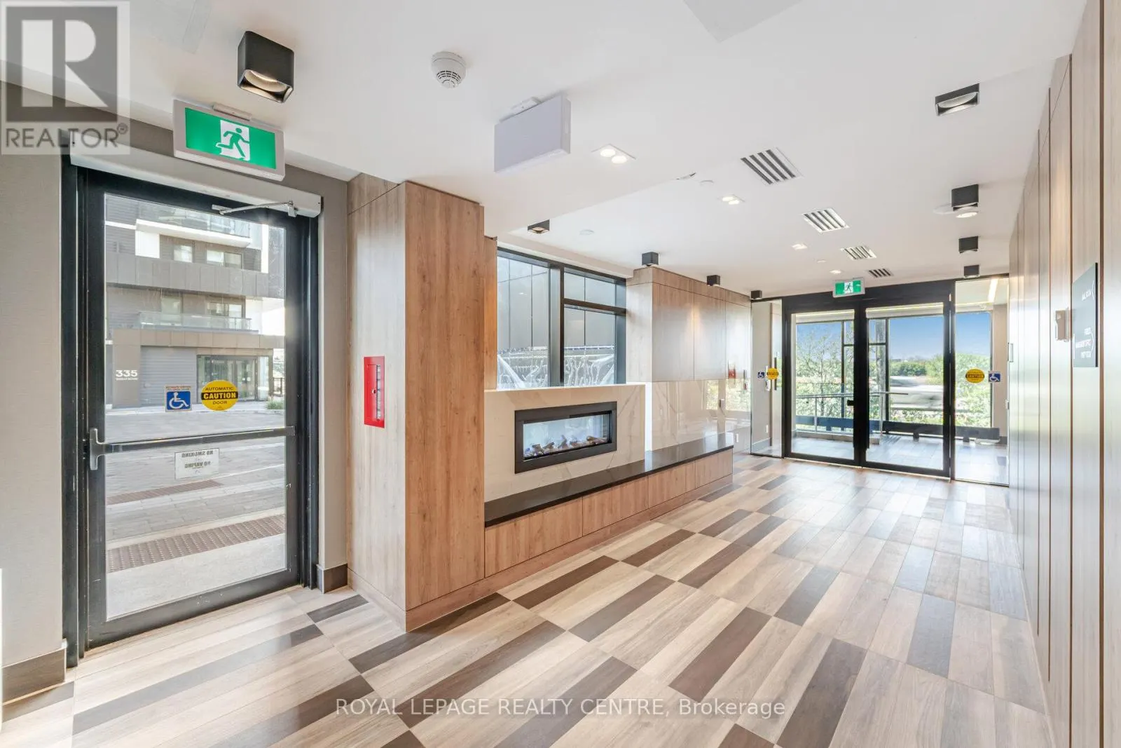 810 - 345 WHEAT BOOM DRIVE