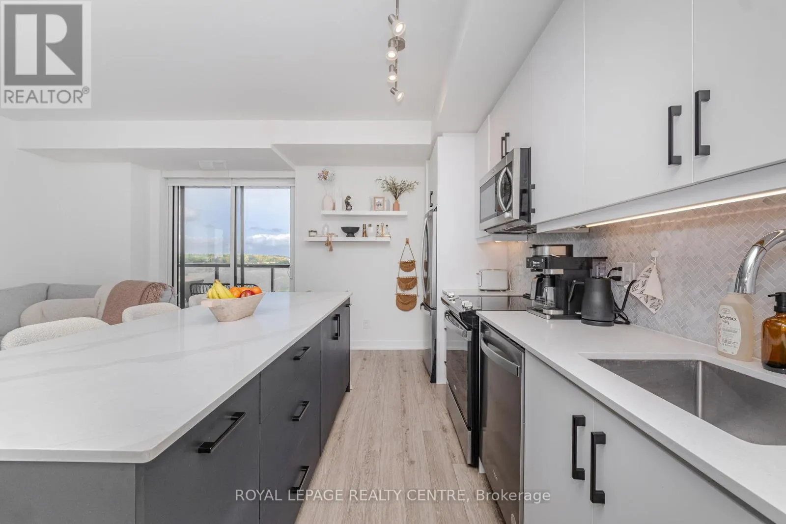 810 - 345 WHEAT BOOM DRIVE