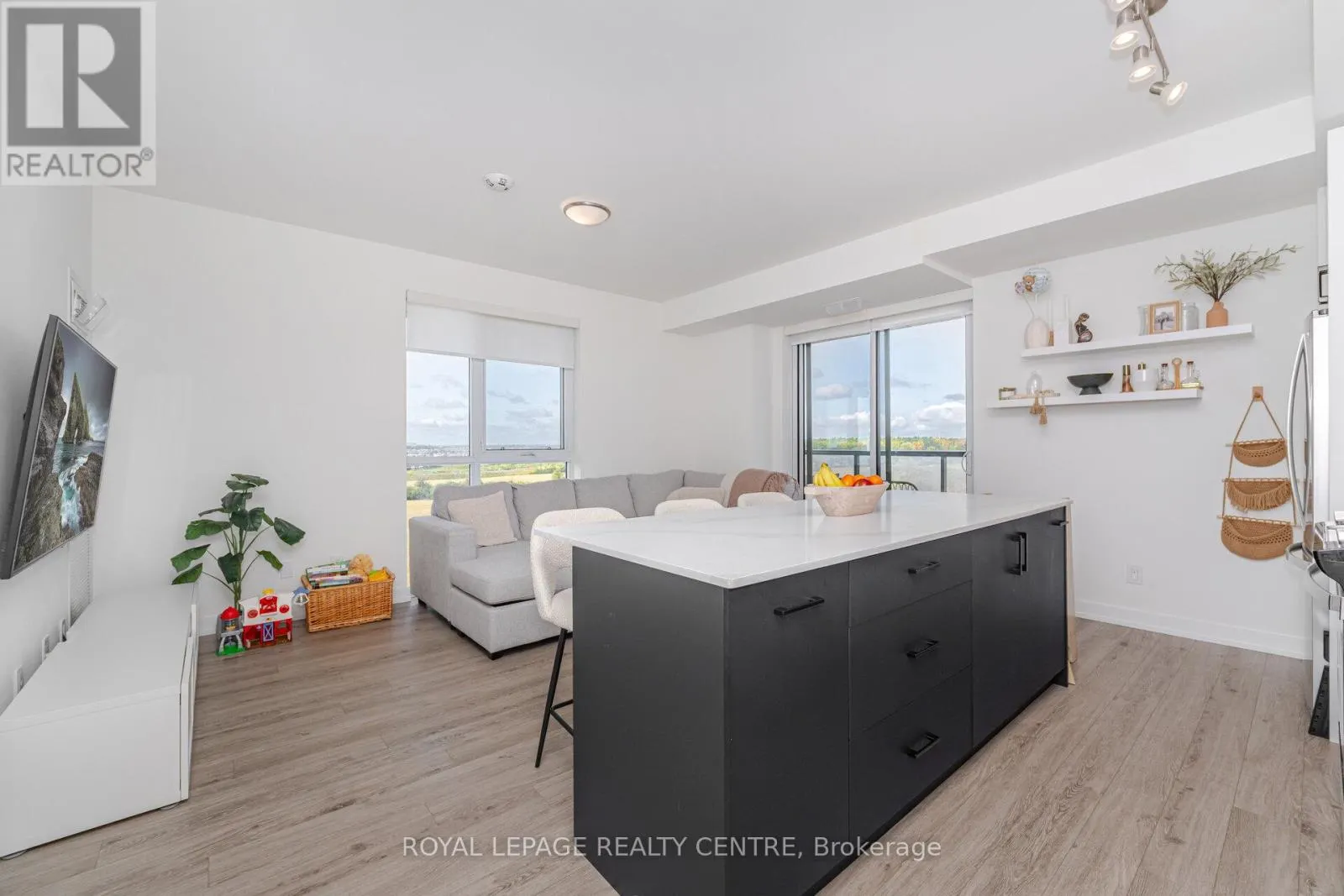 810 - 345 WHEAT BOOM DRIVE