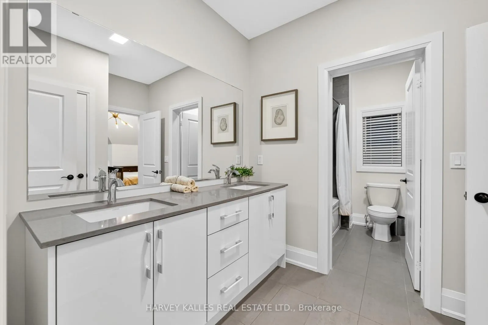 73 WEST BRANCH DRIVE W