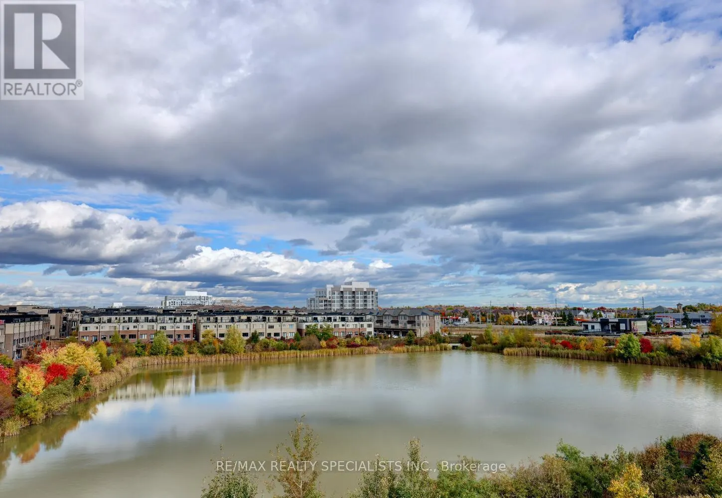 405 - 3071 TRAFALGAR ROAD