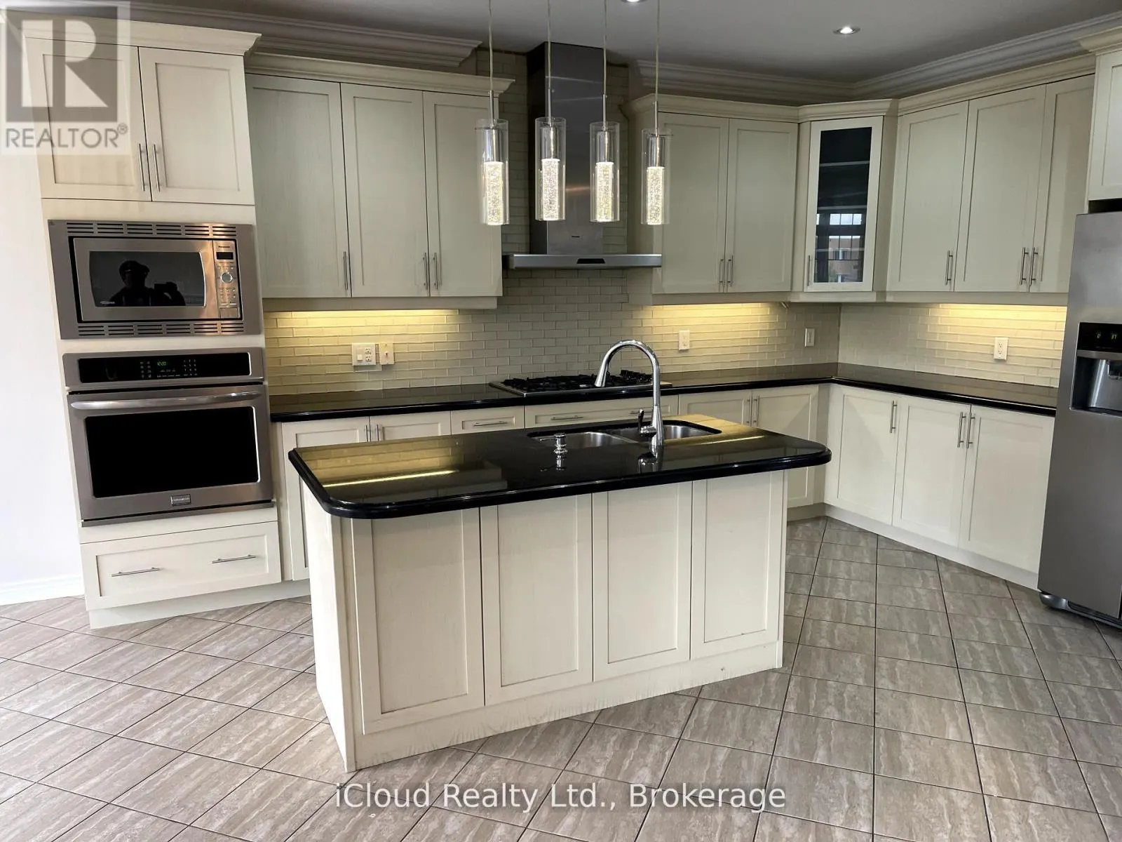 109 KAITTING TRAIL TRAIL