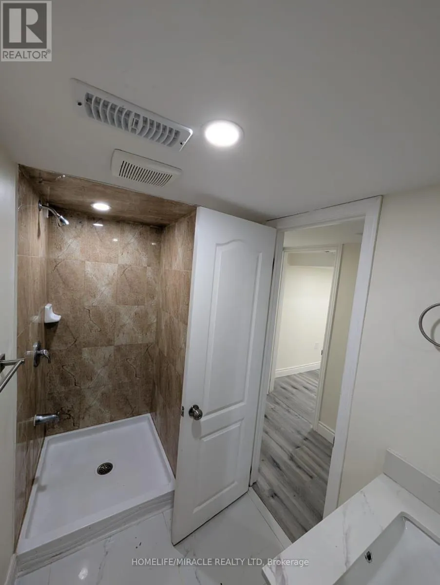 37 CALM WATERS CRESCENT