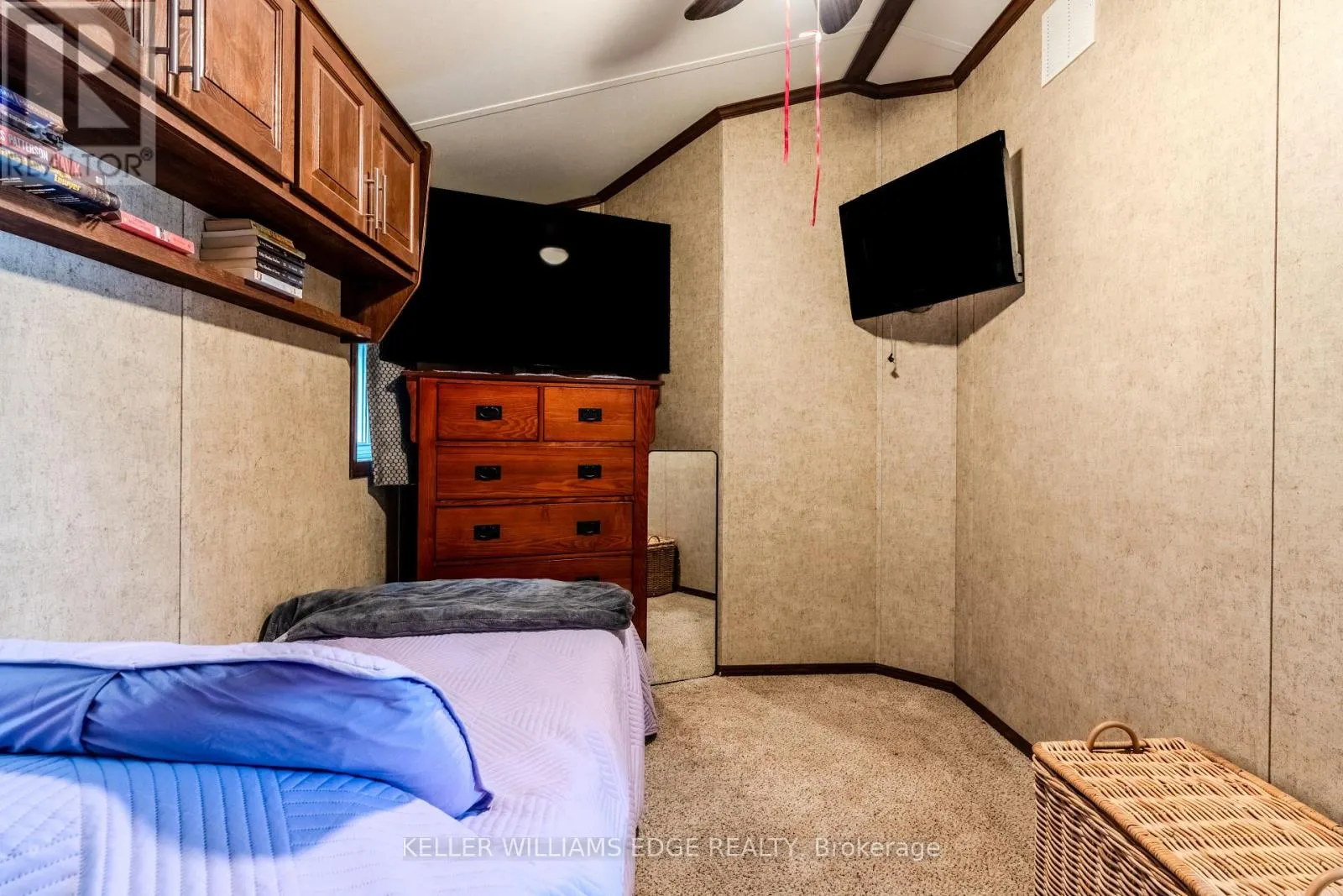 4 TAMARACK - 4449 MILBUROUGH LINE