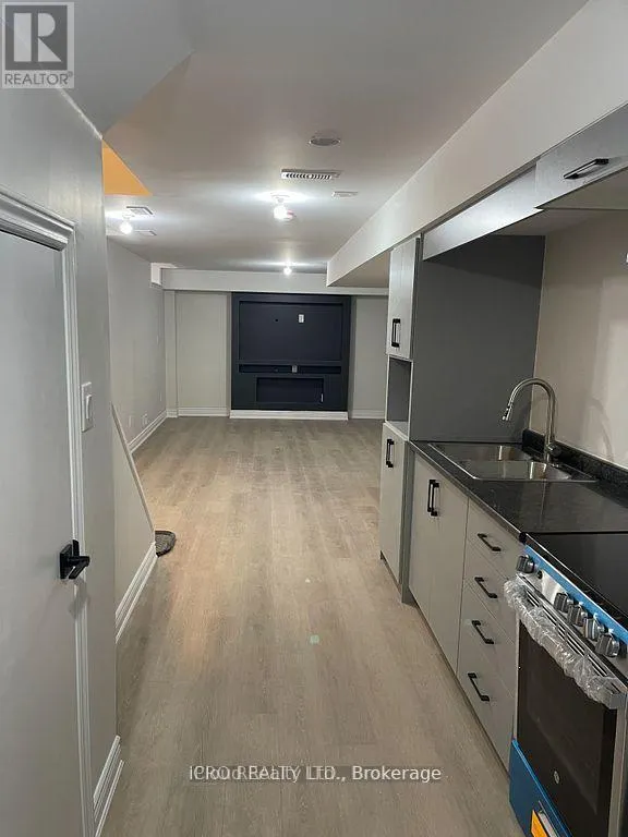 BASEMENT - 109 KAITTING TRAIL S