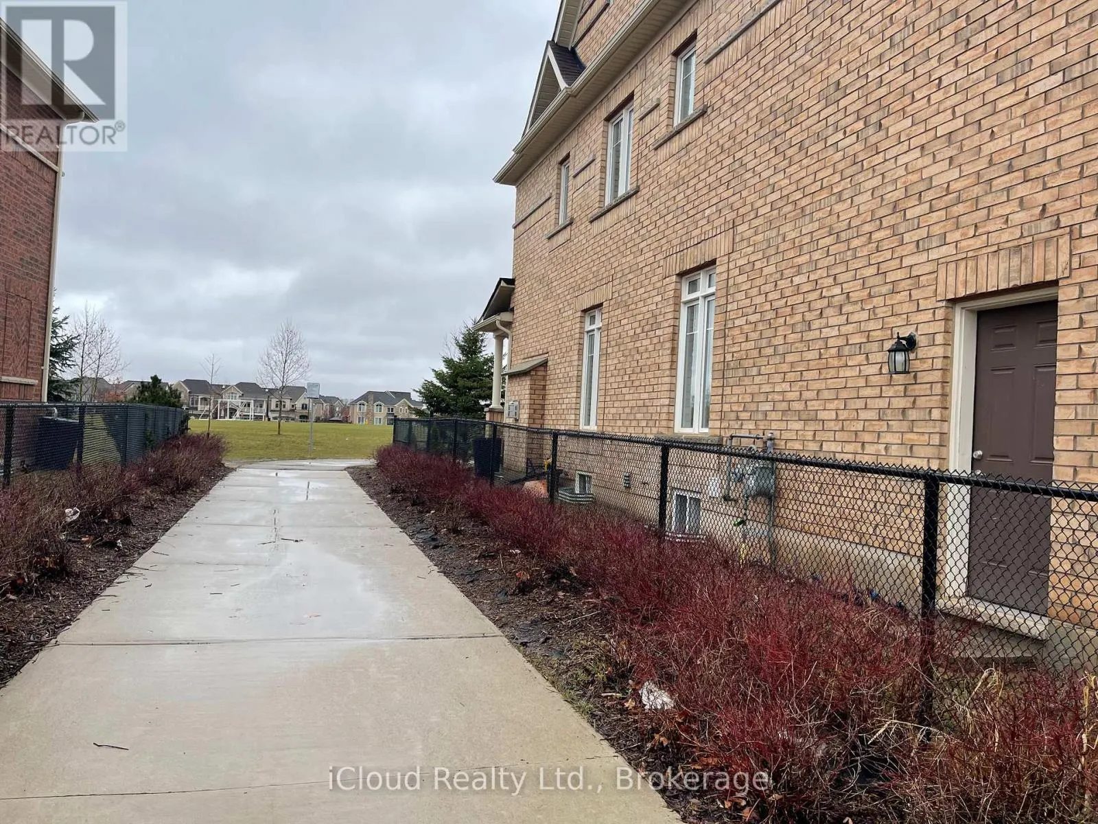 BASEMENT - 109 KAITTING TRAIL S