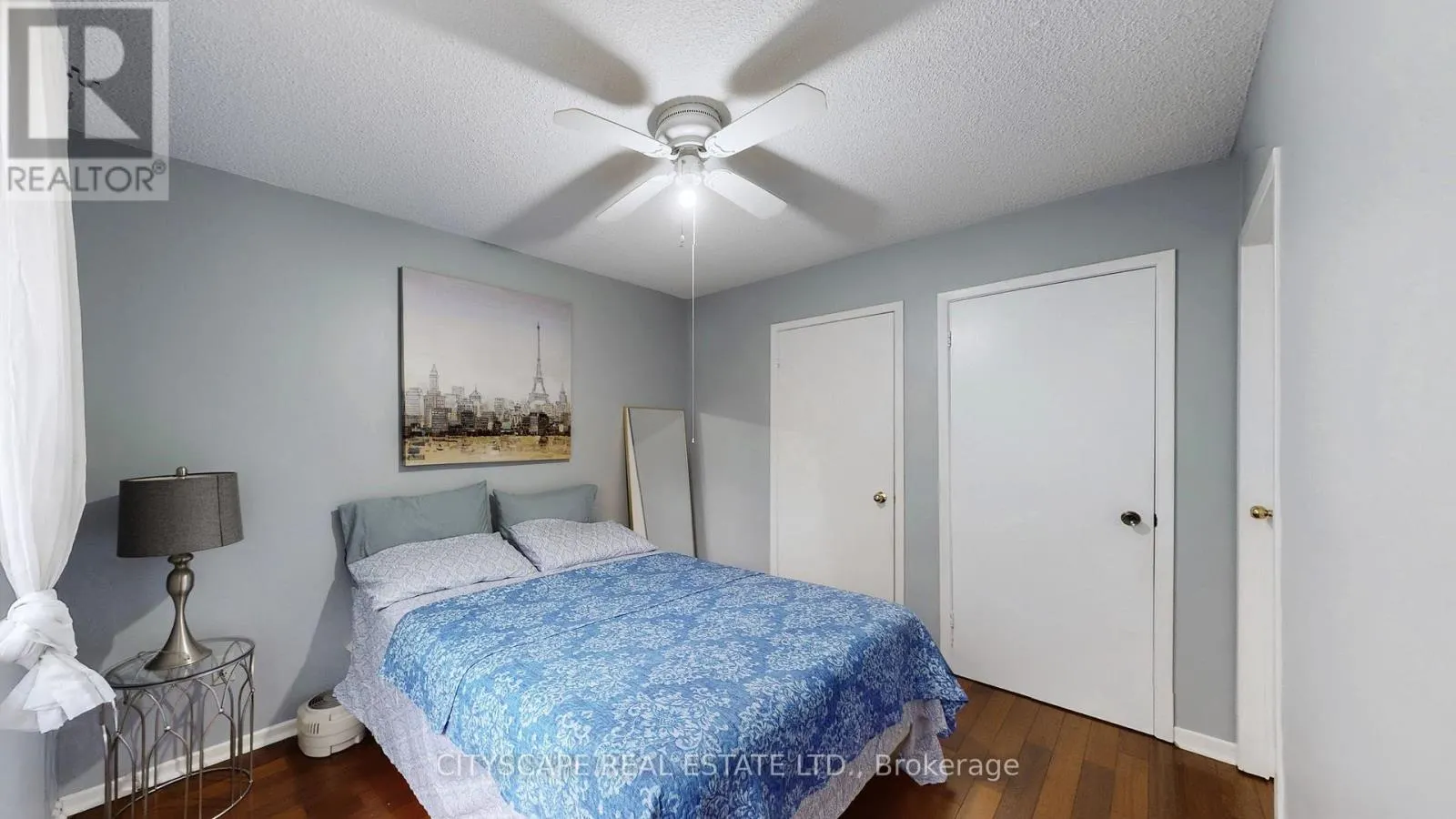 6 - 2701 AQUITAINE AVENUE