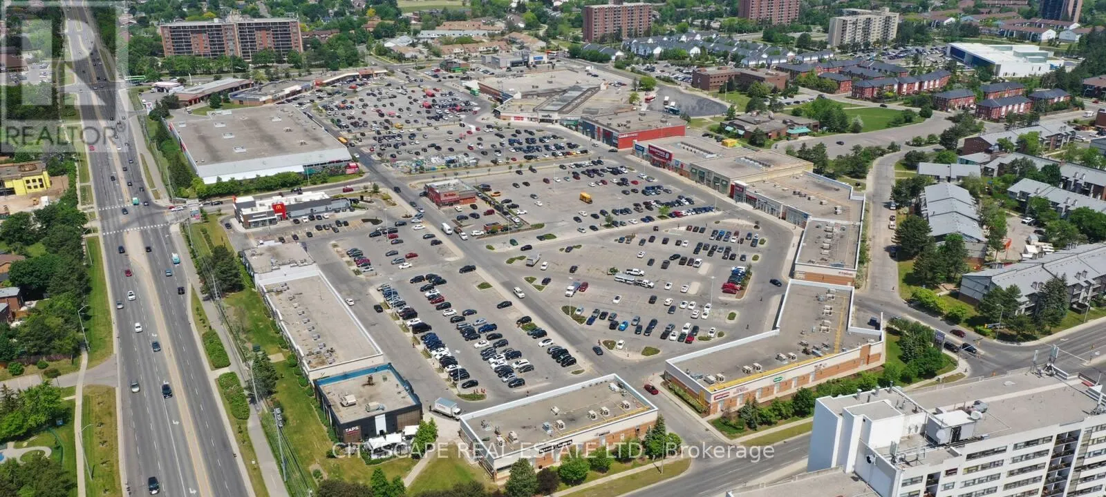 6 - 2701 AQUITAINE AVENUE