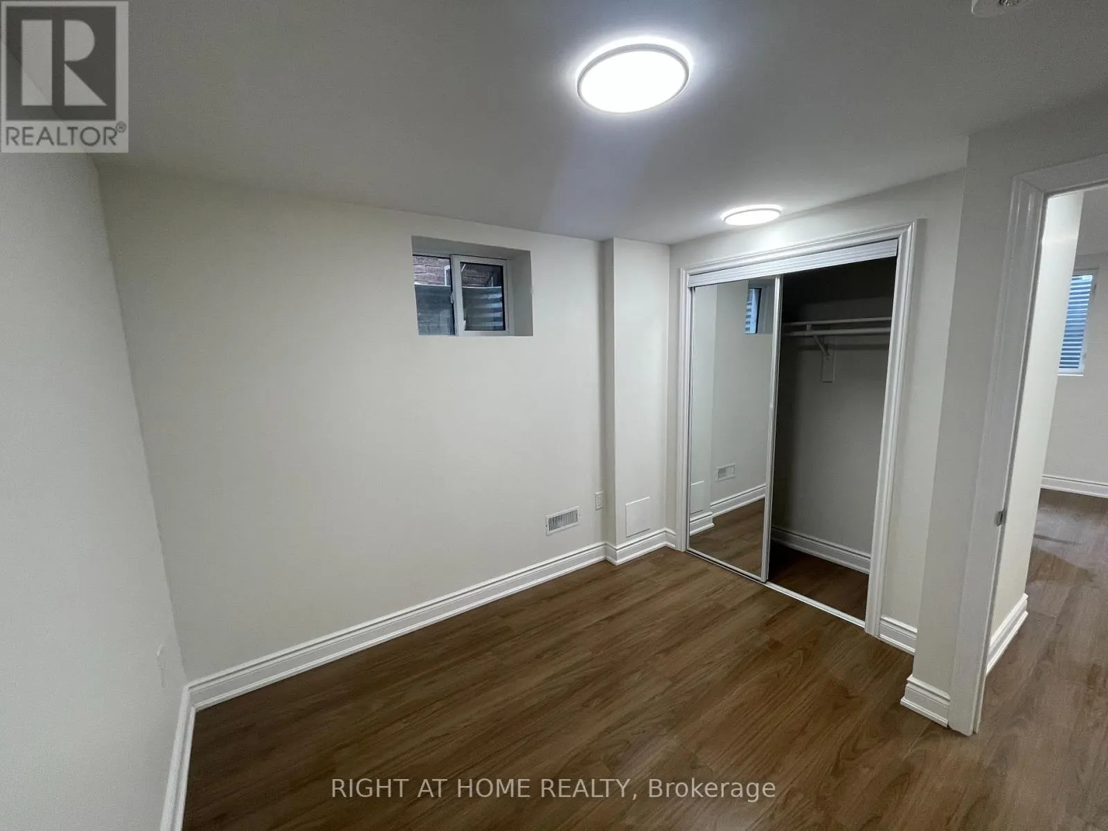 LOWER UNIT - 139 RIVERVIEW STREET