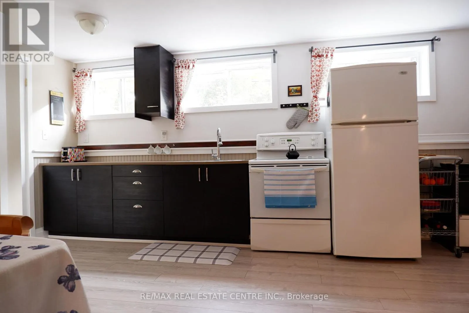 452 DELREX BOULEVARD