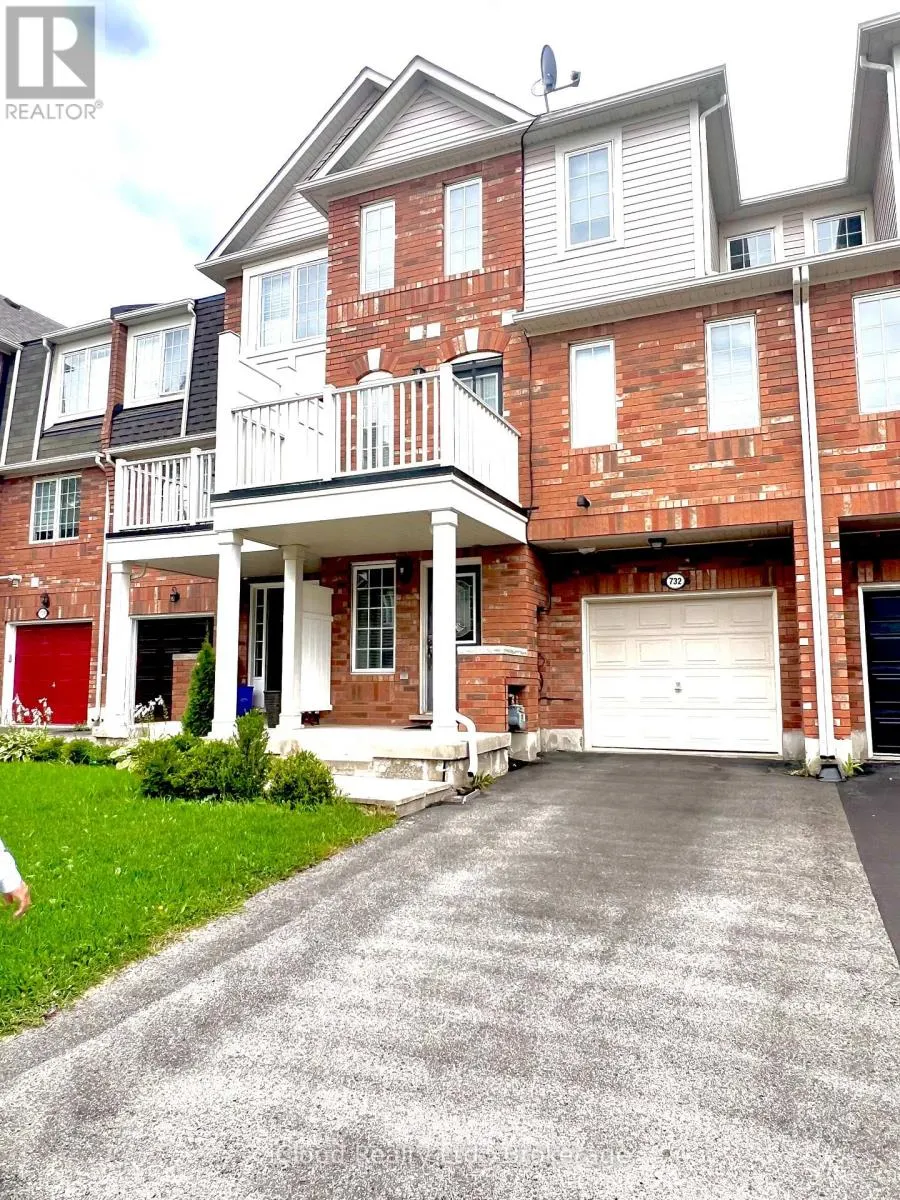 732 SHORTREED CRESCENT