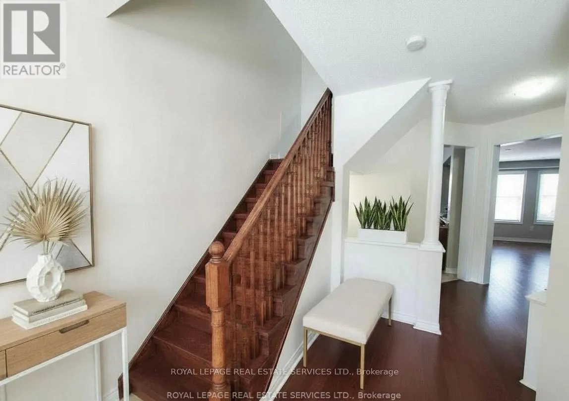 24 - 2019 TRAWDEN WAY