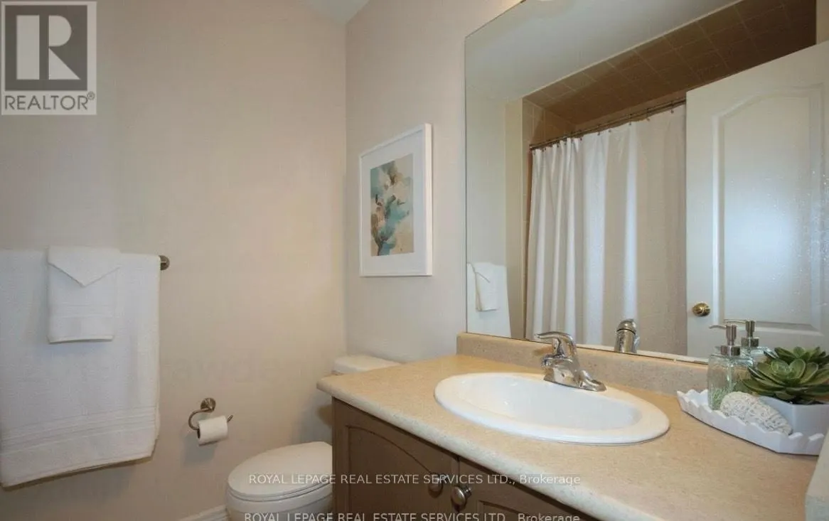 24 - 2019 TRAWDEN WAY