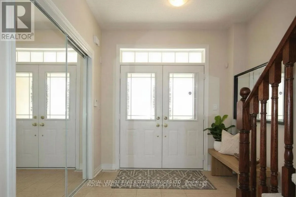 24 - 2019 TRAWDEN WAY