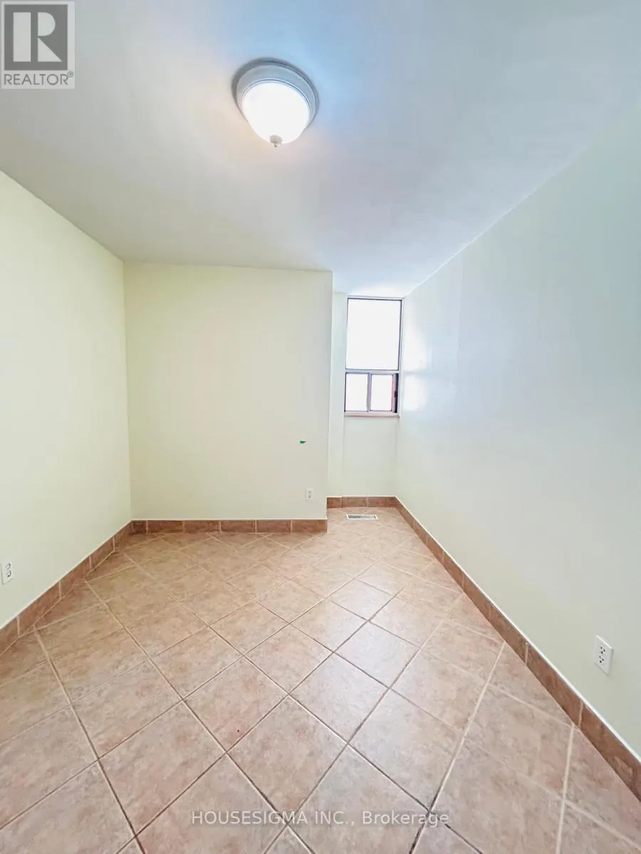 314 - 1300 MARLBOROUGH COURT