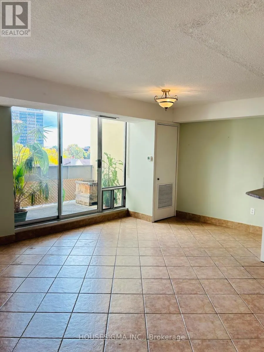 314 - 1300 MARLBOROUGH COURT