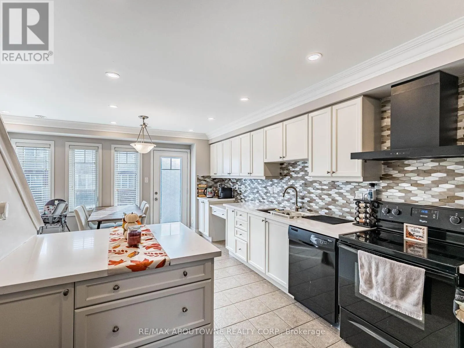 29 - 6020 DERRY ROAD