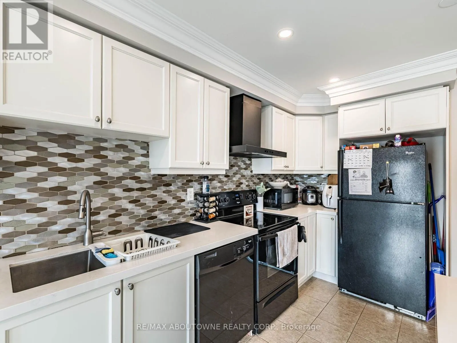 29 - 6020 DERRY ROAD