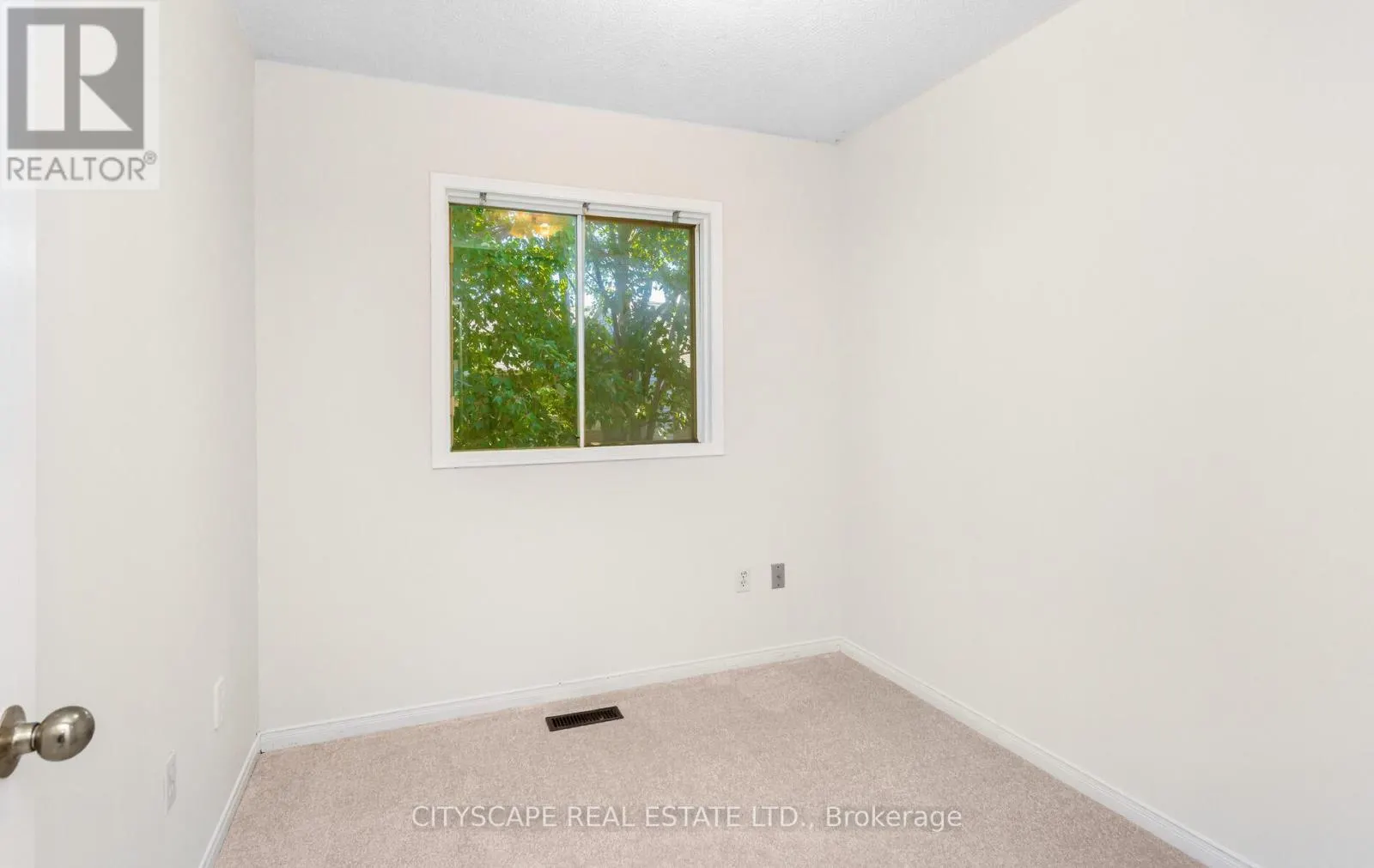 65 - 2300 BRAYS LANE N