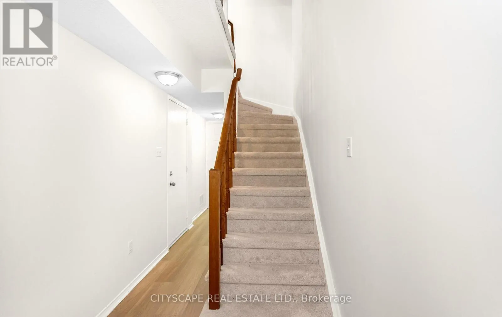 65 - 2300 BRAYS LANE N