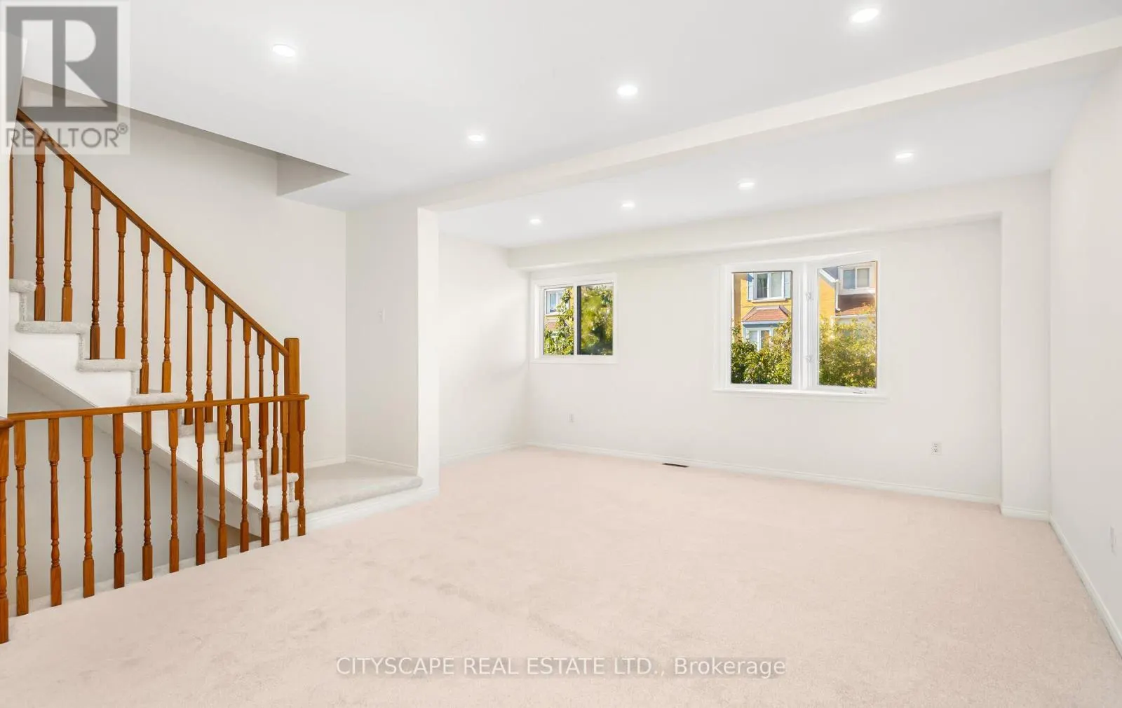 65 - 2300 BRAYS LANE N