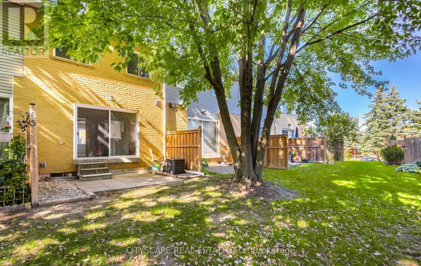 65 - 2300 BRAYS LANE N