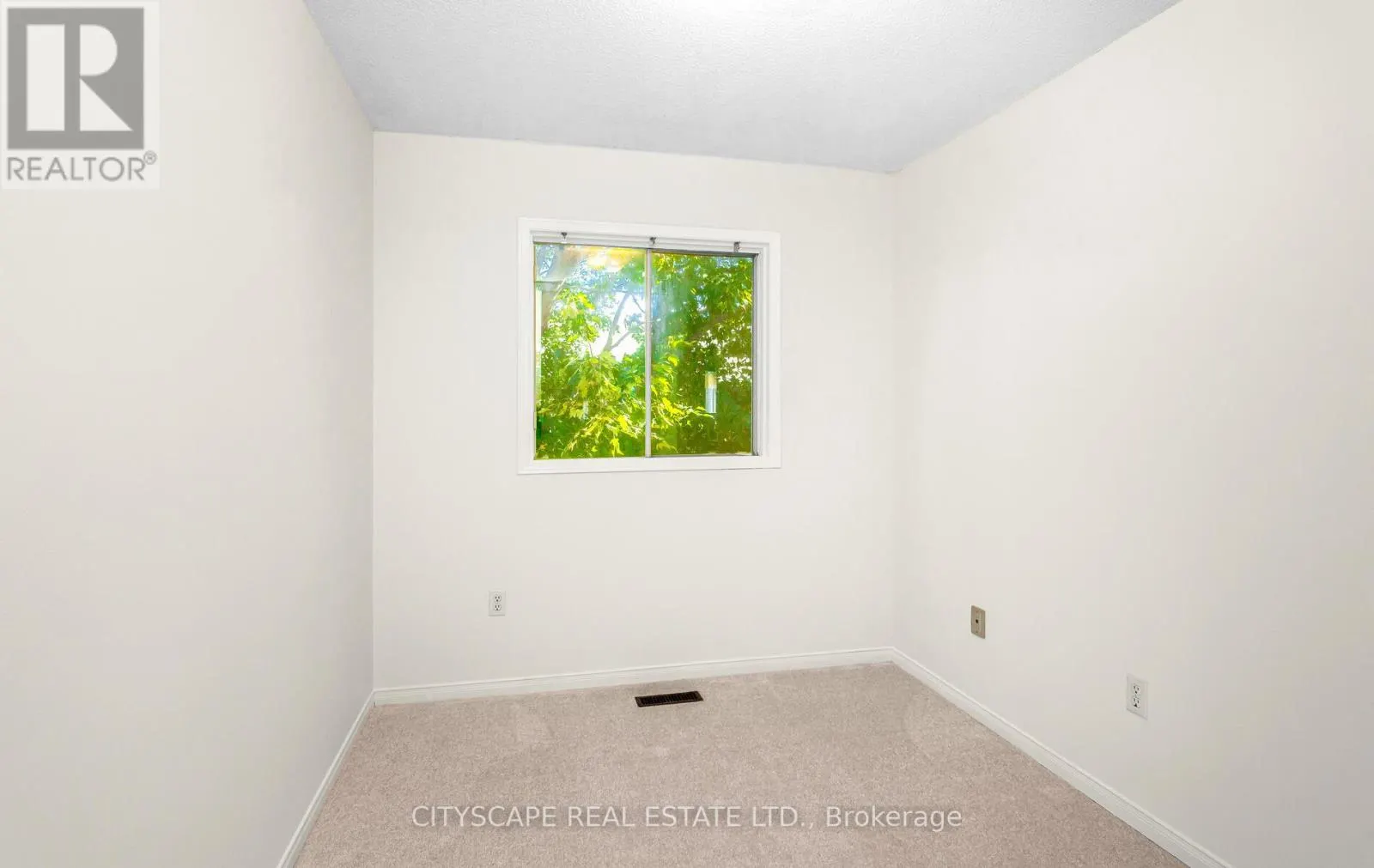 65 - 2300 BRAYS LANE N