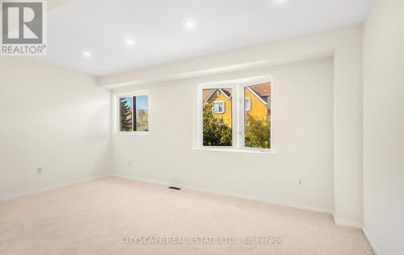 65 - 2300 BRAYS LANE N