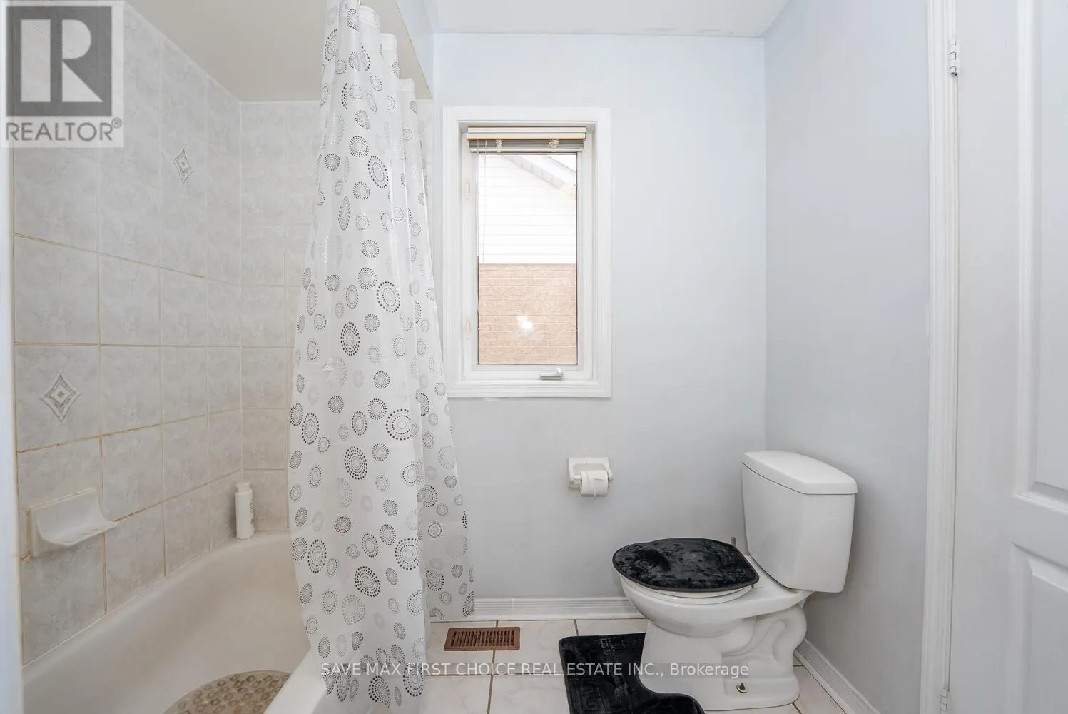 939 TAMBOURINE TERRACE