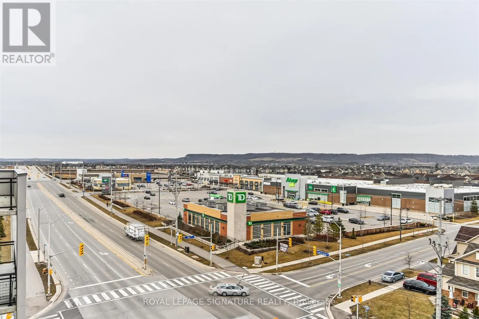 111 - 1105 LEGER WAY